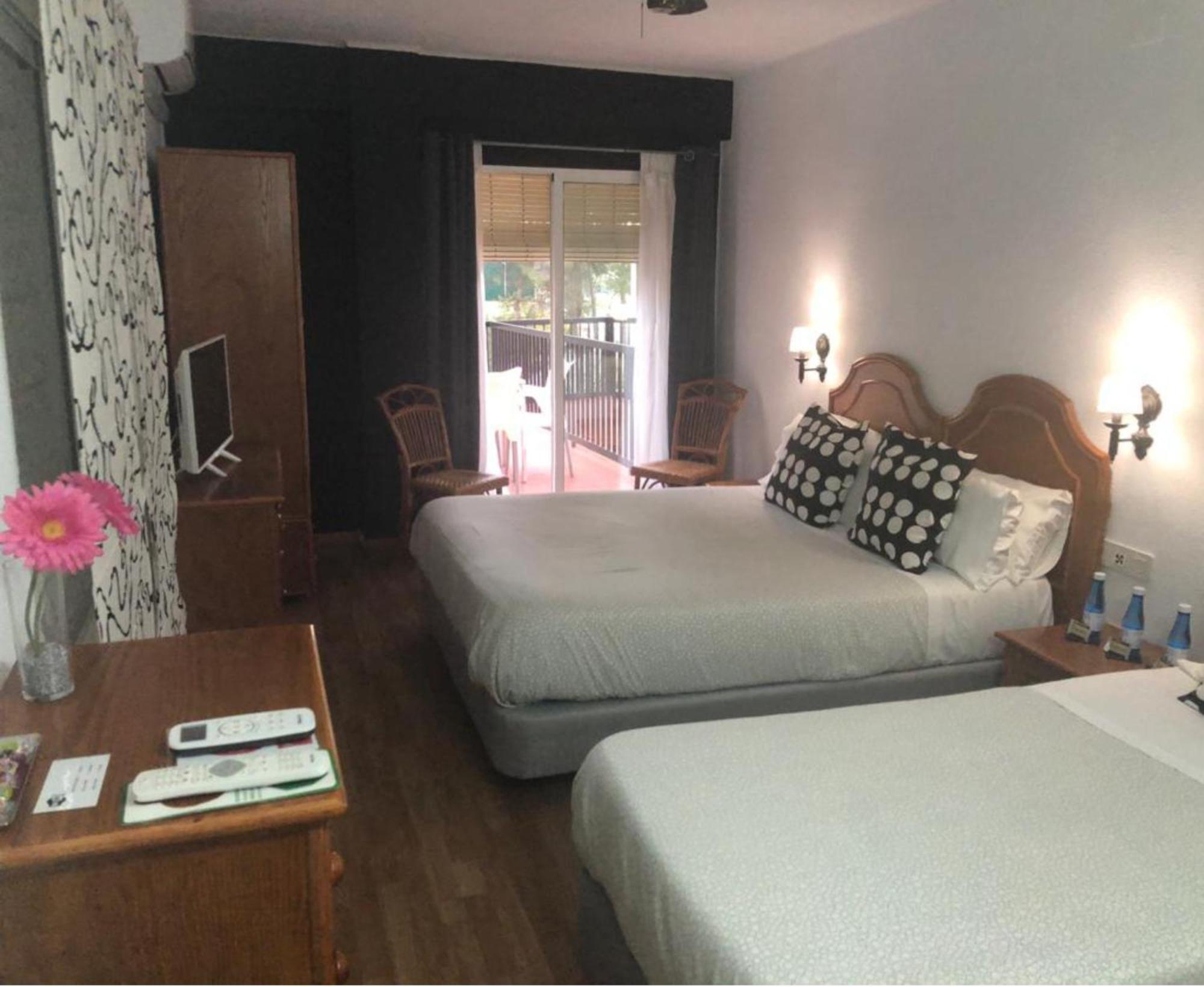 Hostal Victoria Altura 외부 사진